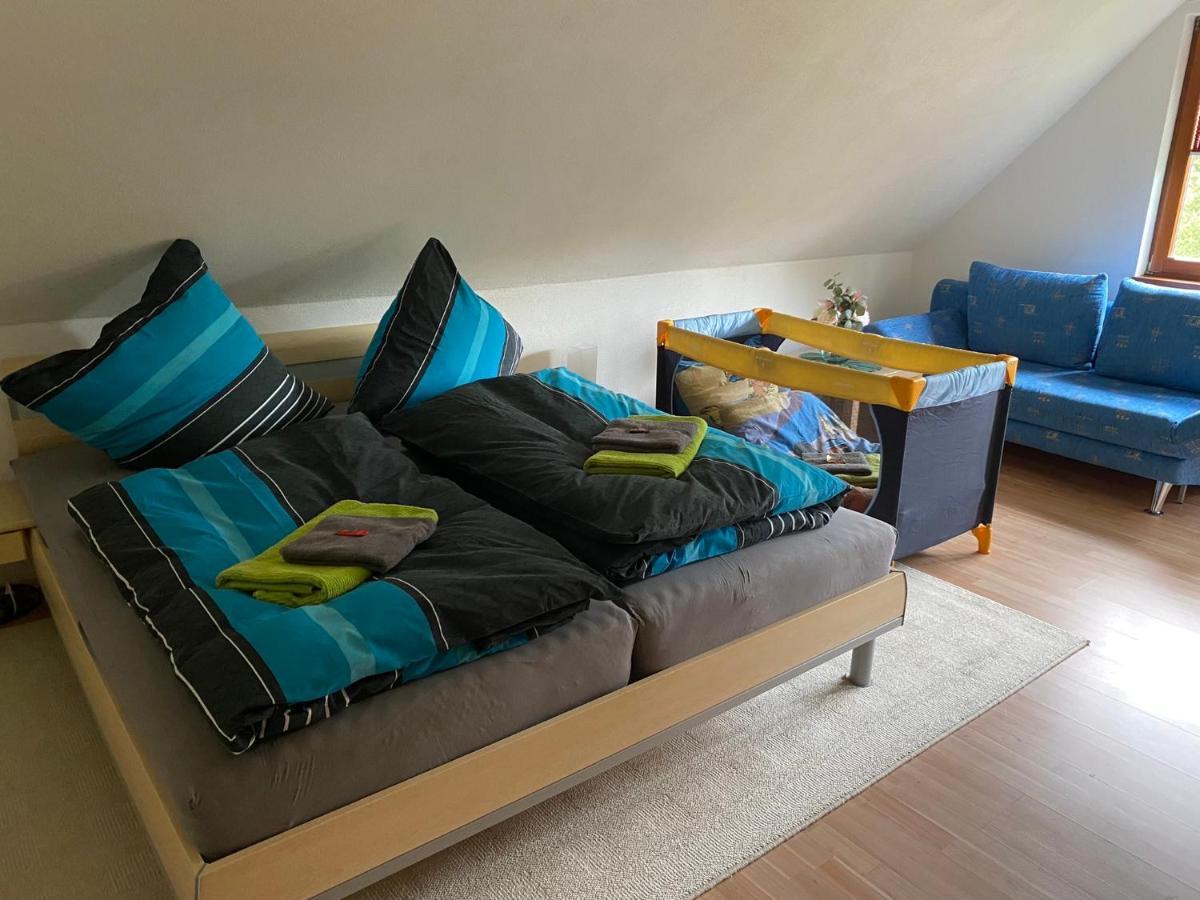 Ferienwohnung-/haus Mit Kostenfreiem Parkplatz